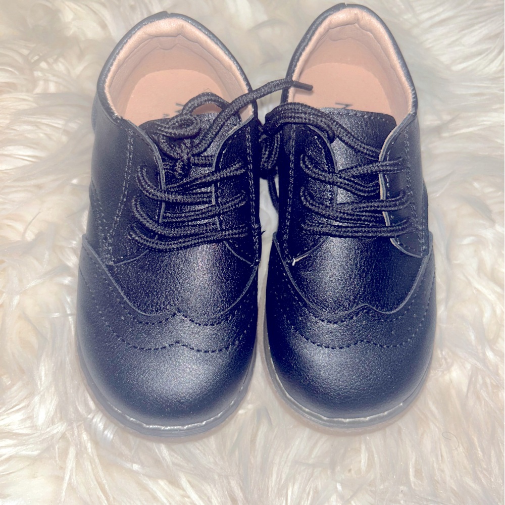 Toddler dress shoes